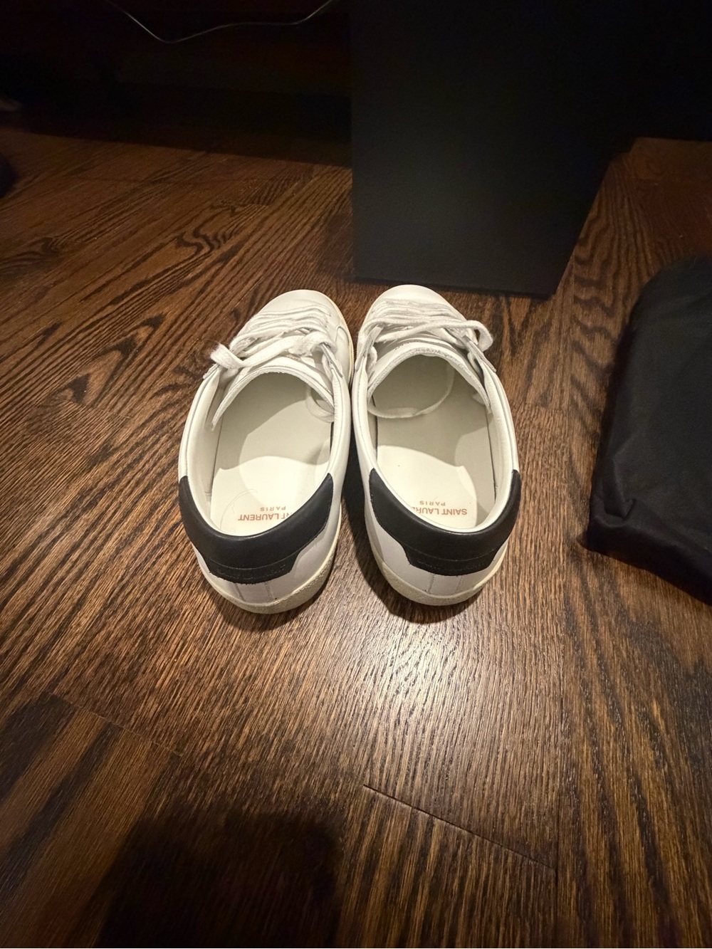 Saint Laurent White Leather Low-Top Sneakers - Picture 3 of 5